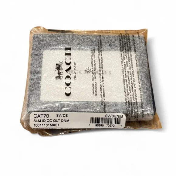 Coach - NWT - Gorgeous Denim, Blue Quilted Card Holder - Picture 6 of 7